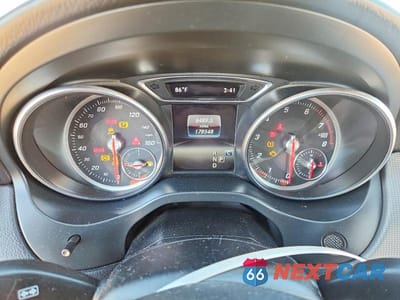 Zdjęcie 9 z 12 samochodu: 2019 MERCEDES-BENZ GLA 250 4MATIC VIN:WDCTG4GB4KU009779 - miniatura