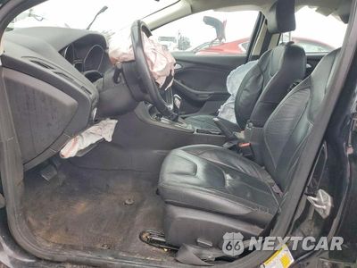Zdjęcie 7 z 12 samochodu: 2016 FORD FOCUS SE VIN:1FADP3F2XGL374413 - miniatura