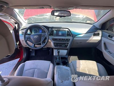 Zdjęcie 9 z 10 samochodu: 2016 HYUNDAI SONATA SE VIN:5NPE24AF3GH328827 - miniatura