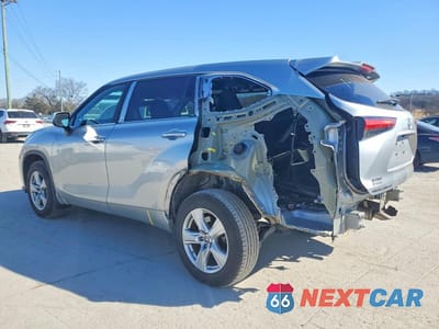 Drugie zdjęcie samochodu z przodu: 2023 TOYOTA HIGHLANDER L VIN:5TDKDRAH0PS517571 - miniatura