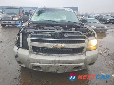 Piąte zdjęcie samochodu w środku: 2008 CHEVROLET TAHOE C1500 VIN:1GNFC13C18R176079 - miniatura