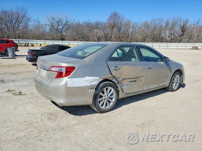 Trzecie zdjęcie samochodu z tyłu: 2013 TOYOTA CAMRY HYBRID XLE VIN:4T1BD1FK7DU086817 - miniatura