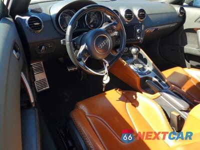 Zdjęcie 8 z 13 samochodu: 2015 AUDI TT VIN:TRUSFAFK8F1000889 - miniatura