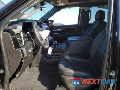 Zdjęcie 7 z 11 samochodu: 2024 GMC SIERRA K1500 DENALI VIN:3GTUUGED3RG211230 - miniatura