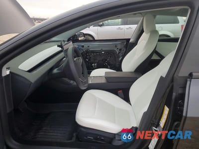 Zdjęcie 7 z 12 samochodu: 2025 TESLA MODEL 3 VIN:5YJ3E1EA5SF083242 - miniatura