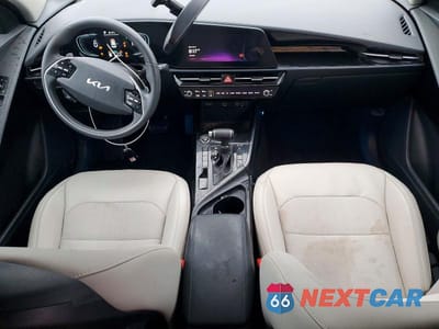 Zdjęcie 8 z 13 samochodu: 2024 KIA NIRO EX VIN:KNDCR3LEXR5179577 - miniatura