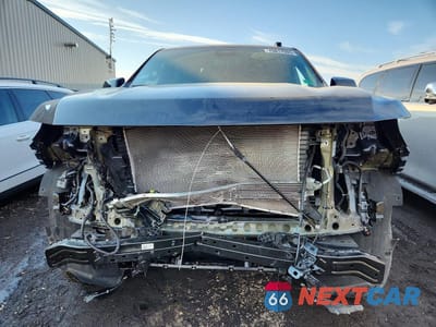 Piąte zdjęcie samochodu w środku: 2025 CHEVROLET TAHOE K1500 LT VIN:1GNS6NRDXSR317400 - miniatura