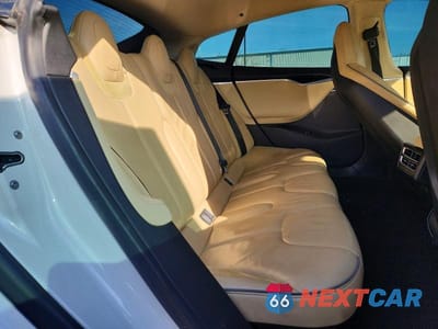 Zdjęcie 10 z 12 samochodu: 2014 TESLA MODEL S VIN:5YJSA1H1XEFP38471 - miniatura