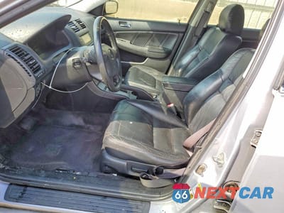 Zdjęcie 7 z 12 samochodu: 2004 HONDA ACCORD EX VIN:1HGCM66514A086315 - miniatura