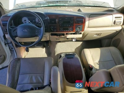 Zdjęcie 8 z 12 samochodu: 2006 FORD F350 SUPER DUTY VIN:1FTWW33PX6EA45915 - miniatura
