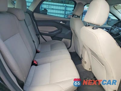 Zdjęcie 10 z 11 samochodu: 2016 FORD FOCUS SE VIN:1FADP3K2XGL393601 - miniatura