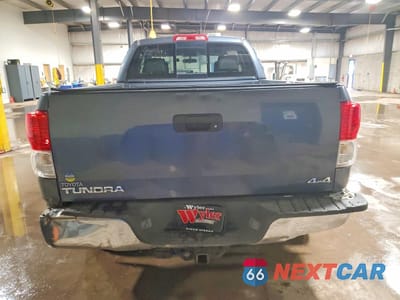 Zdjęcie 6 z 12 samochodu: 2010 TOYOTA TUNDRA GRADE VIN:5TFUY5F17AX141969 - miniatura