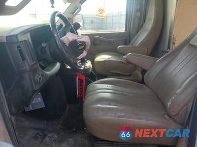 Zdjęcie 7 z 13 samochodu: 2019 CHEVROLET EXPRESS VAN 4.3L V6 FFV CUTAWAY VAN VIN:1GB0GRFP4K1298347 - miniatura