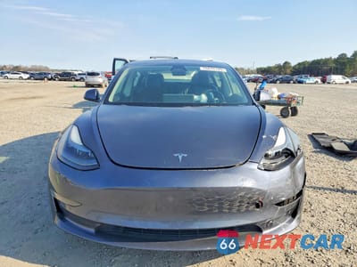 Piąte zdjęcie samochodu w środku: 2022 TESLA MODEL 3 VIN:5YJ3E1EB8NF113170 - miniatura