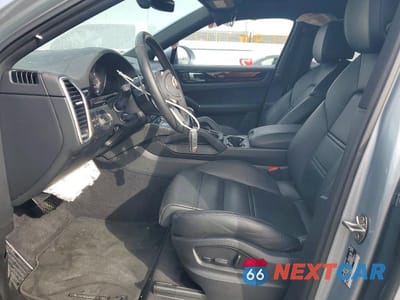Zdjęcie 7 z 12 samochodu: 2022 PORSCHE CAYENNE E HYBRID COUPE VIN:WP1BE2AY8NDA51058 - miniatura