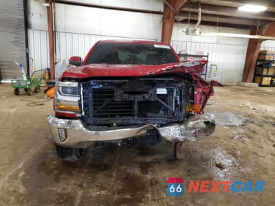Piąte zdjęcie samochodu w środku: 2019 CHEVROLET SILVERADO LD K1500 LT VIN:2GCVKPEC1K1210268 - miniatura