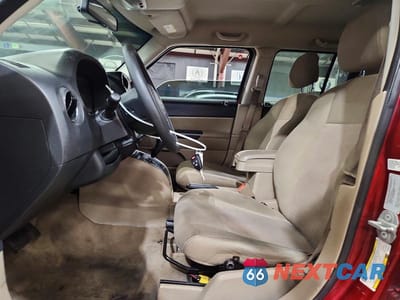 Zdjęcie 7 z 13 samochodu: 2016 JEEP PATRIOT SPORT VIN:1C4NJPBBXGD561593 - miniatura