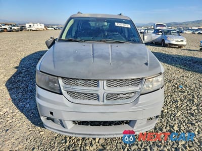 Piąte zdjęcie samochodu w środku: 2015 DODGE JOURNEY CROSSROAD VIN:3C4PDCGB3FT697820 - miniatura