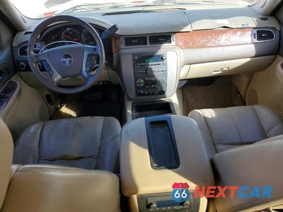 Zdjęcie 8 z 12 samochodu: 2008 GMC SIERRA K2500 HEAVY DUTY VIN:1GTHK23638F206124 - miniatura