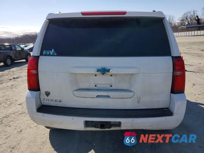 Zdjęcie 6 z 12 samochodu: 2017 CHEVROLET TAHOE K1500 LT VIN:1GNSKBKC2HR214329 - miniatura