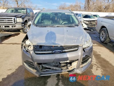 Piąte zdjęcie samochodu w środku: 2016 FORD ESCAPE TITANIUM VIN:1FMCU0JX7GUB90861 - miniatura