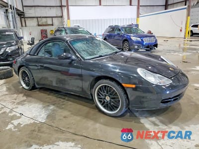 Czwarte zdjęcie samochodu z boku: 2000 PORSCHE 911 CARRERA 2 VIN:WP0CA2999YS653885 - miniatura