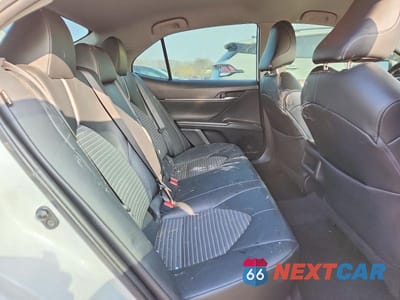 Zdjęcie 10 z 12 samochodu: 2021 TOYOTA CAMRY SE VIN:4T1G11AK6MU405792 - miniatura