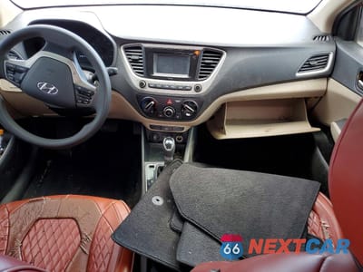 Zdjęcie 8 z 12 samochodu: 2019 HYUNDAI ACCENT SE VIN:3KPC24A39KE072977 - miniatura