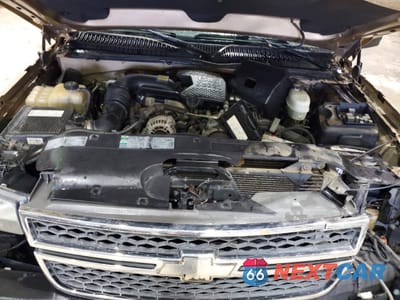 Zdjęcie 11 z 12 samochodu: 2005 CHEVROLET SILVERADO K2500 HEAVY DUTY VIN:1GCHK23245F903164 - miniatura