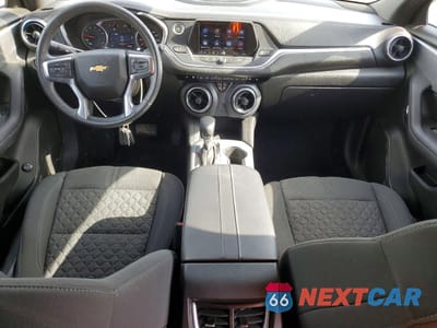 Zdjęcie 8 z 14 samochodu: 2022 CHEVROLET BLAZER 2LT VIN:3GNKBCR43NS159502 - miniatura