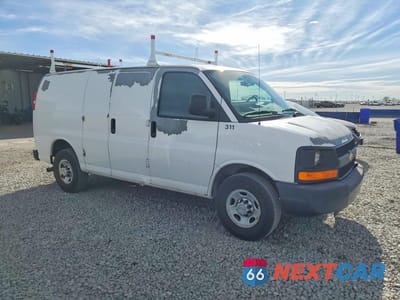 Czwarte zdjęcie samochodu z boku: 2011 CHEVROLET EXPRESS 2500 DELIVERY VAN VIN:1GCWGFCA0B1189078 - miniatura