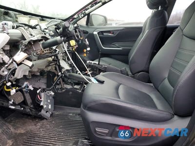 Zdjęcie 7 z 14 samochodu: 2025 TOYOTA RAV4 XLE PREMIUM VIN:JTMB6RFV9SD156287 - miniatura