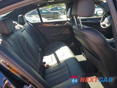 Zdjęcie 10 z 11 samochodu: 2022 BMW 530E VIN:WBA13AG02NCK12246 - miniatura