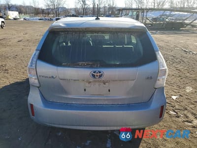 Zdjęcie 6 z 12 samochodu: 2012 TOYOTA PRIUS V VIN:JTDZN3EU2C3051539 - miniatura