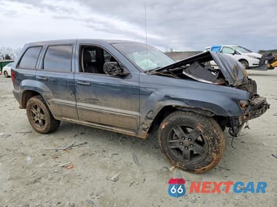 Czwarte zdjęcie samochodu z boku: 2007 JEEP GRAND CHEROKEE LAREDO VIN:1J8HR48N27C684289 - miniatura