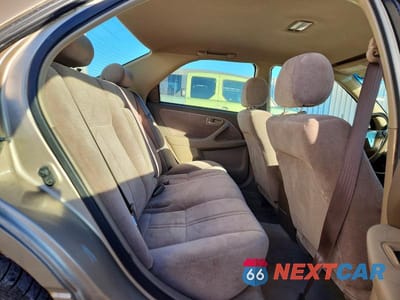 Zdjęcie 10 z 11 samochodu: 1998 TOYOTA CAMRY LE VIN:4T1BG28K4WU842861 - miniatura