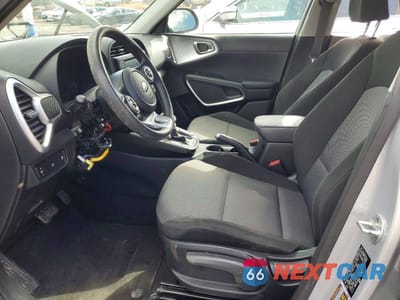 Zdjęcie 7 z 11 samochodu: 2020 KIA SOUL LX VIN:KNDJ23AUXL7057965 - miniatura