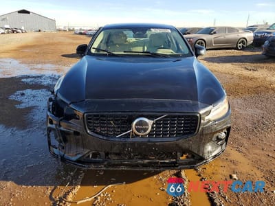 Piąte zdjęcie samochodu w środku: 2024 VOLVO S60 PLUS VIN:7JRL12FL4RG281264 - miniatura
