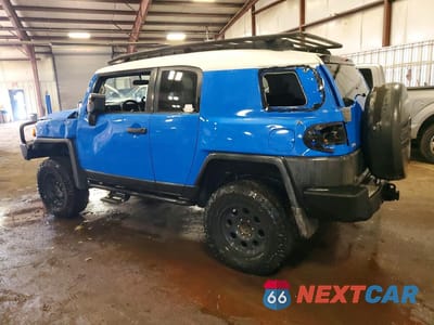 Drugie zdjęcie samochodu z przodu: 2007 TOYOTA FJ CRUISER BASE VIN:JTEBU11F270011657 - miniatura