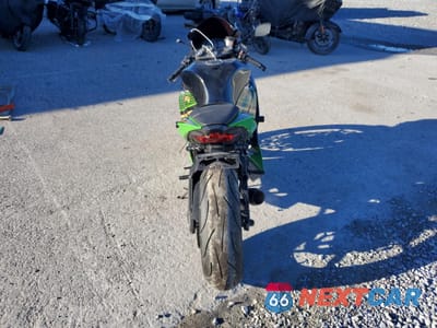 Czwarte zdjęcie samochodu z boku: 2020 KAWASAKI ZX636 K VIN:JKBZXJH19LA005899 - miniatura