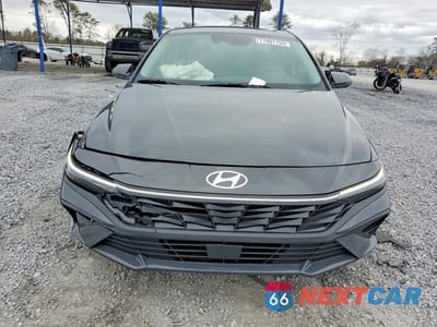 Piąte zdjęcie samochodu w środku: 2025 HYUNDAI ELANTRA LIMITED VIN:KMHLP4DG0SU074324 - miniatura