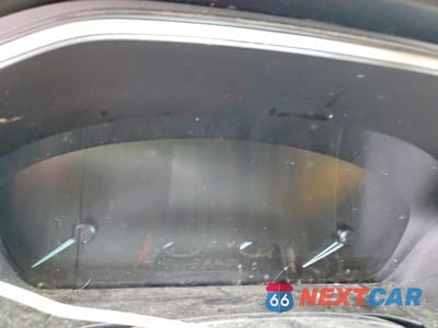 Zdjęcie 9 z 12 samochodu: 2020 FORD ESCAPE SE VIN:1FMCU9G66LUC27380 - miniatura