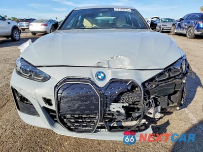 Piąte zdjęcie samochodu w środku: 2022 BMW I4 M50 VIN:WBY33AW05NFM95042 - miniatura