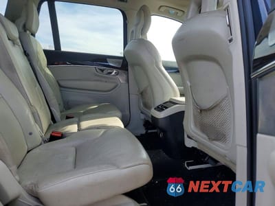 Zdjęcie 11 z 12 samochodu: 2016 VOLVO XC90 T6 VIN:YV4A22PKXG1060760 - miniatura