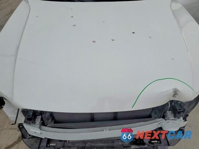 Zdjęcie 12 z 12 samochodu: 2022 VOLVO XC40 T5 R-DESIGN VIN:YV4162UMXN2791495 - miniatura