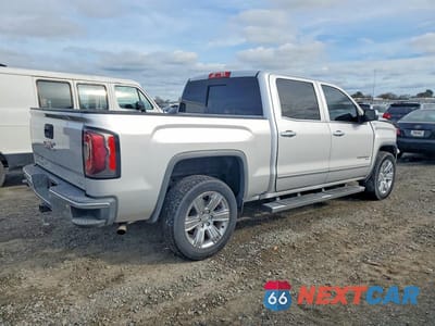 Trzecie zdjęcie samochodu z tyłu: 2018 GMC SIERRA K1500 SLT VIN:3GTU2NER5JG366436 - miniatura