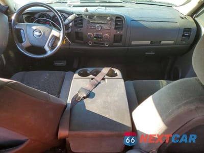 Zdjęcie 8 z 12 samochodu: 2007 CHEVROLET SILVERADO C1500 VIN:2GCEC19J971704503 - miniatura
