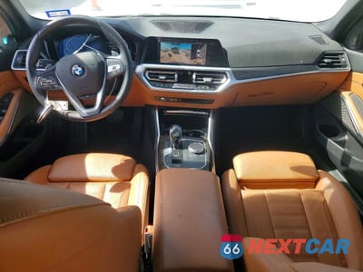 Zdjęcie 8 z 12 samochodu: 2021 BMW 330E VIN:3MW5P7J00M8B69100 - miniatura