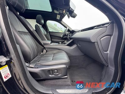 Piąte zdjęcie samochodu w środku: 2020 LAND ROVER RANGE ROVER VELAR R-DYNAMIC S VIN:SALYK2EX4LA280625 - miniatura
