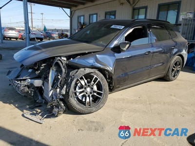 2020 PORSCHE CAYENNE WP1AA2AY7LDA08867 - główne zdjęcie licytacji z USA - miniatura